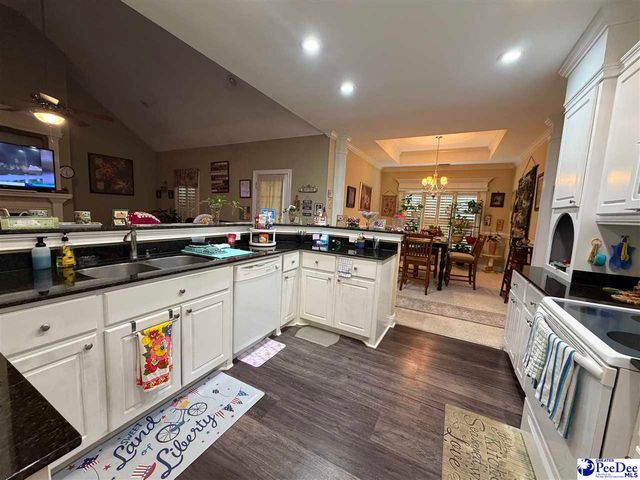 1967 McClellan St, Florence, SC 29505
