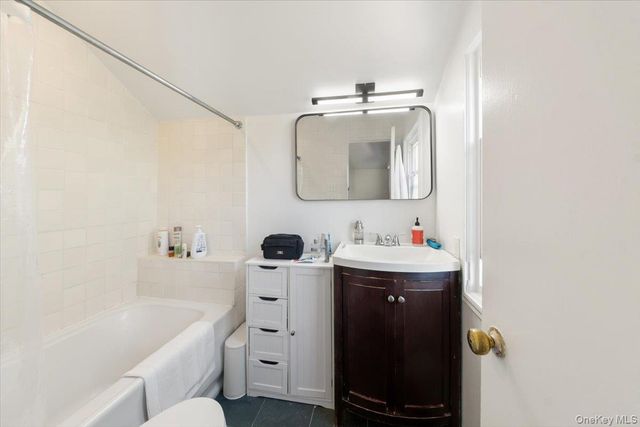 10 Taft Lane, Ardsley, NY 10502