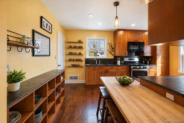 10 Taft Lane, Ardsley, NY 10502