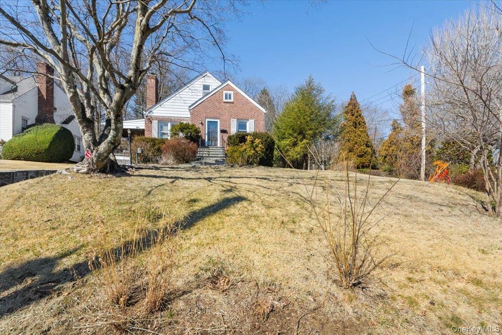 10 Taft Lane, Ardsley, NY 10502