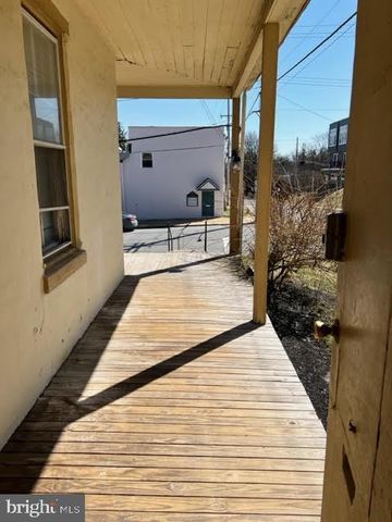 453 W GAY ST, West Chester, PA 19380