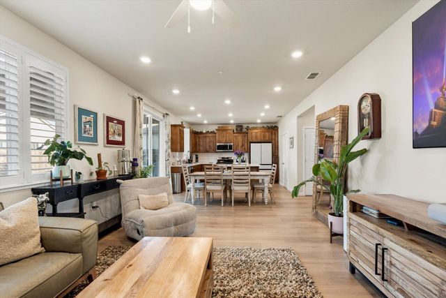 2057 Longmire Loop, Roseville, CA 95747