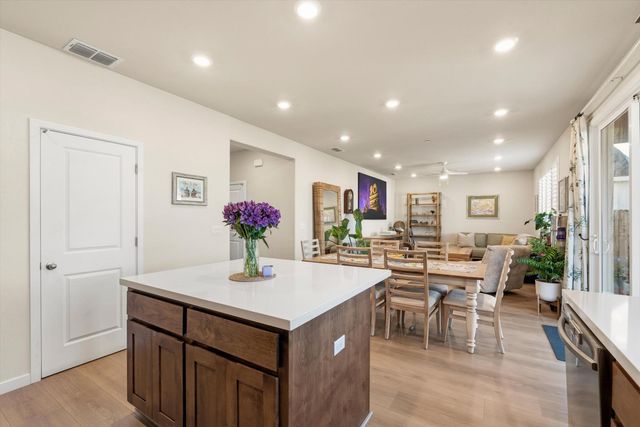 2057 Longmire Loop, Roseville, CA 95747