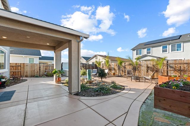 2057 Longmire Loop, Roseville, CA 95747