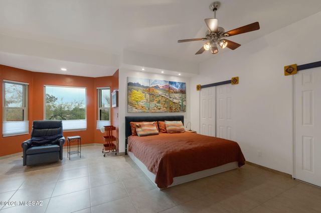 9348 N Camino De Plaza, Tucson, AZ 85742