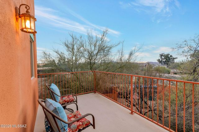 9348 N Camino De Plaza, Tucson, AZ 85742