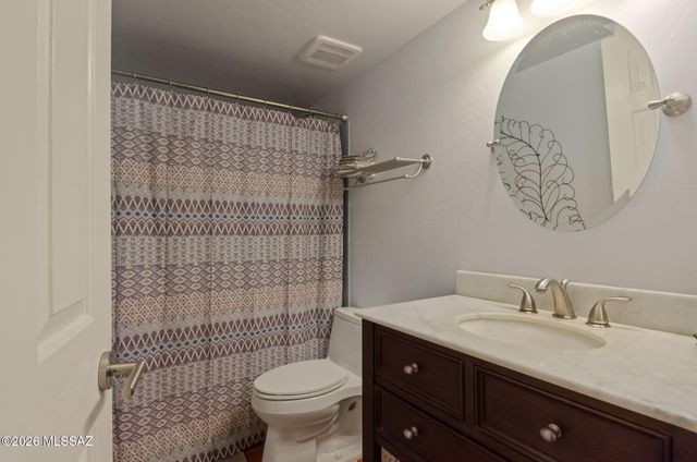 9348 N Camino De Plaza, Tucson, AZ 85742