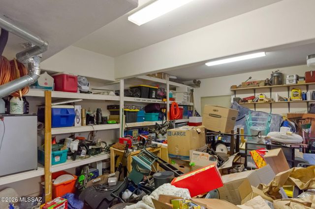 9348 N Camino De Plaza, Tucson, AZ 85742