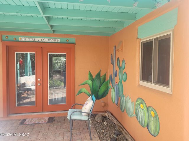 9348 N Camino De Plaza, Tucson, AZ 85742