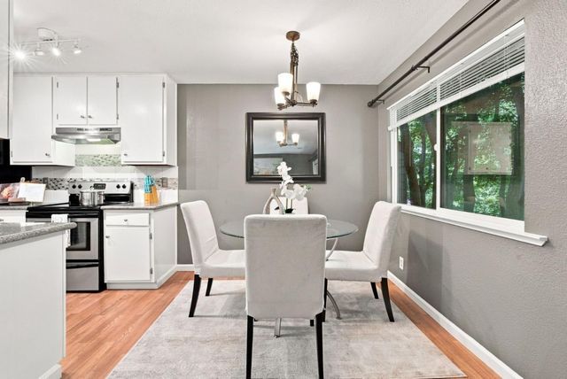 24 Emery Bay Drive, Emeryville, CA 94608