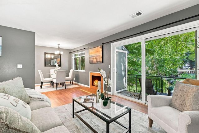24 Emery Bay Drive, Emeryville, CA 94608