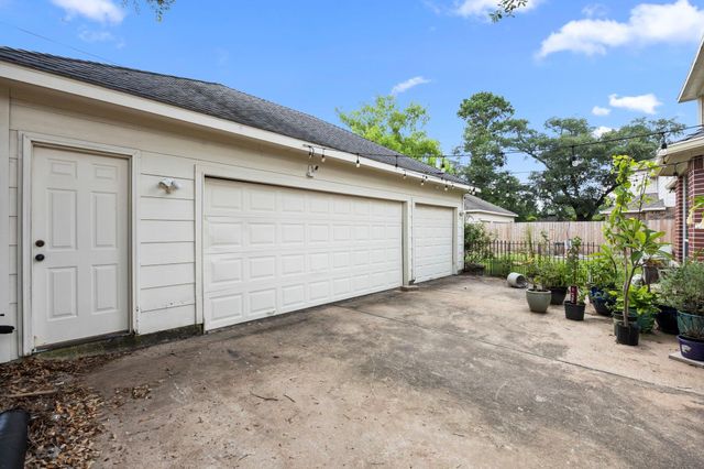 18921 Mountain Spring Drive, Spring, TX 77379