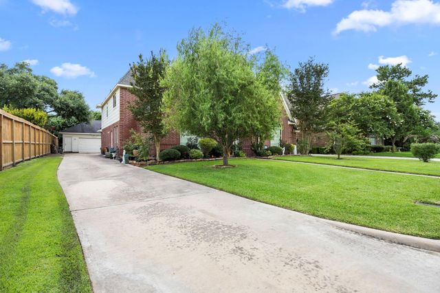 18921 Mountain Spring Drive, Spring, TX 77379