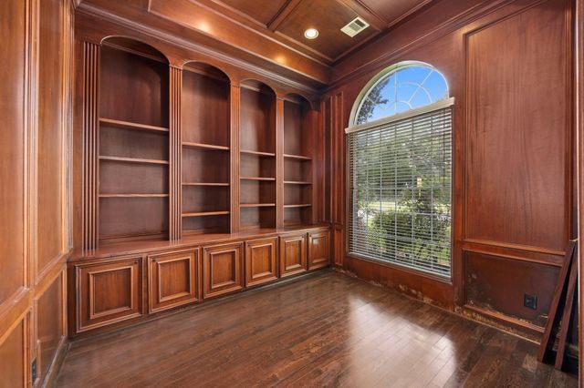 18921 Mountain Spring Drive, Spring, TX 77379