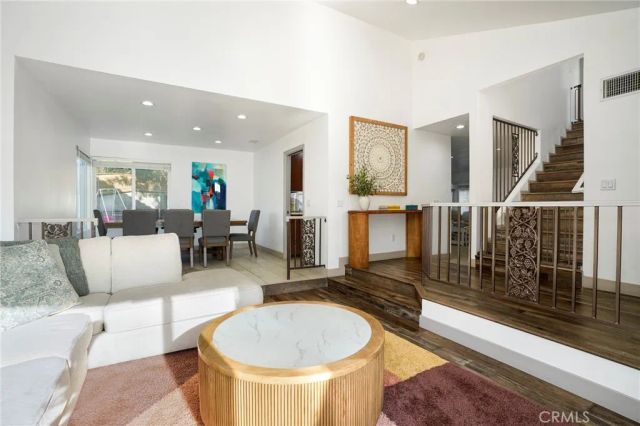 10110 Sunland Boulevard, Shadow Hills, CA 91040