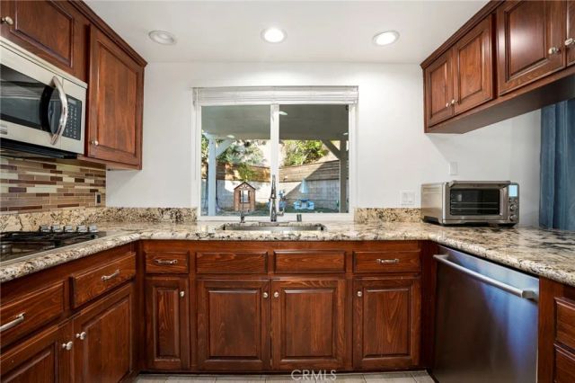 10110 Sunland Boulevard, Shadow Hills, CA 91040