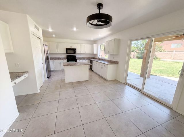 1371 N CONCORD Avenue, Chandler, AZ 85225