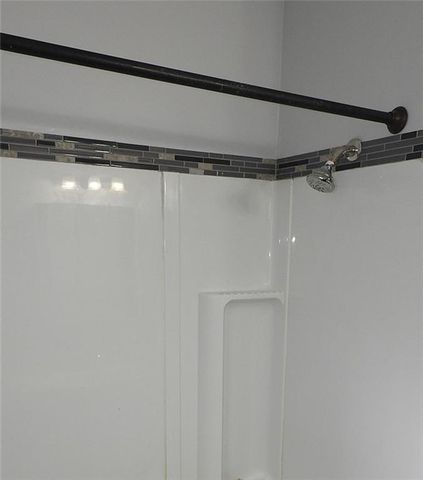 7141 STERLING Avenue, Raytown, MO 64133