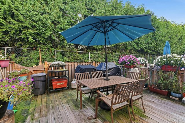 1810 Front Street 49, East Meadow, NY 11554