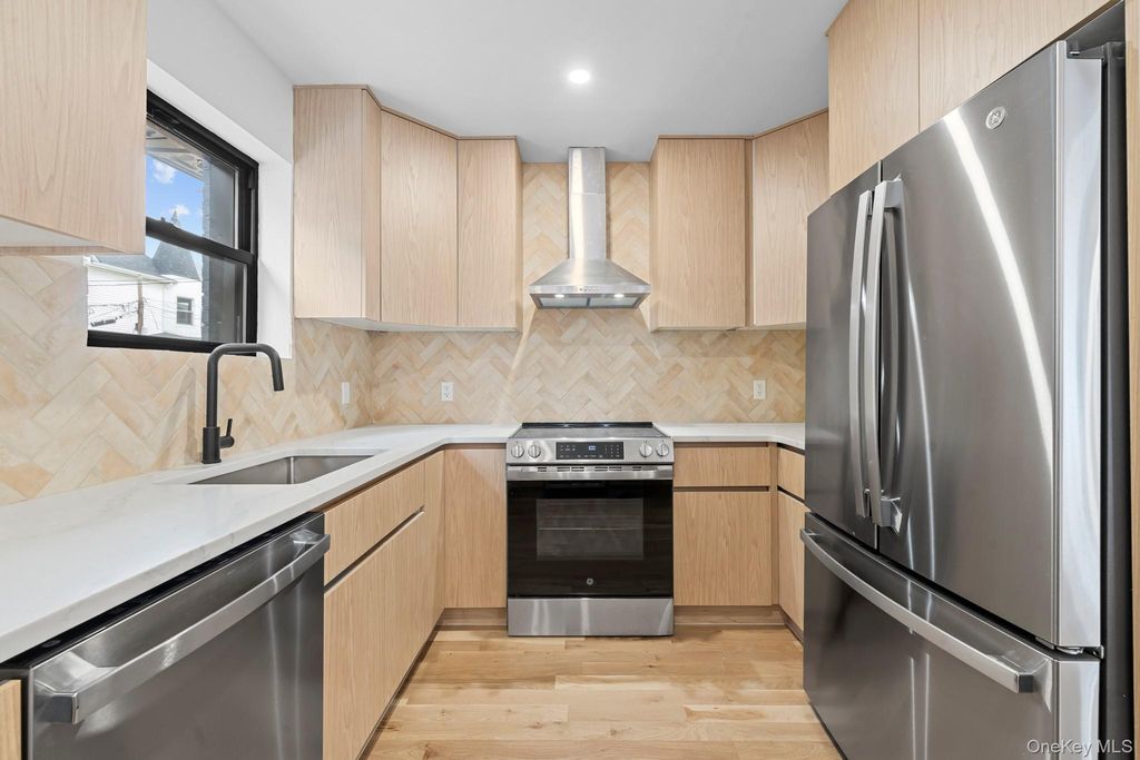 131 Arlington Avenue, Brooklyn, NY 11207 — photo 4