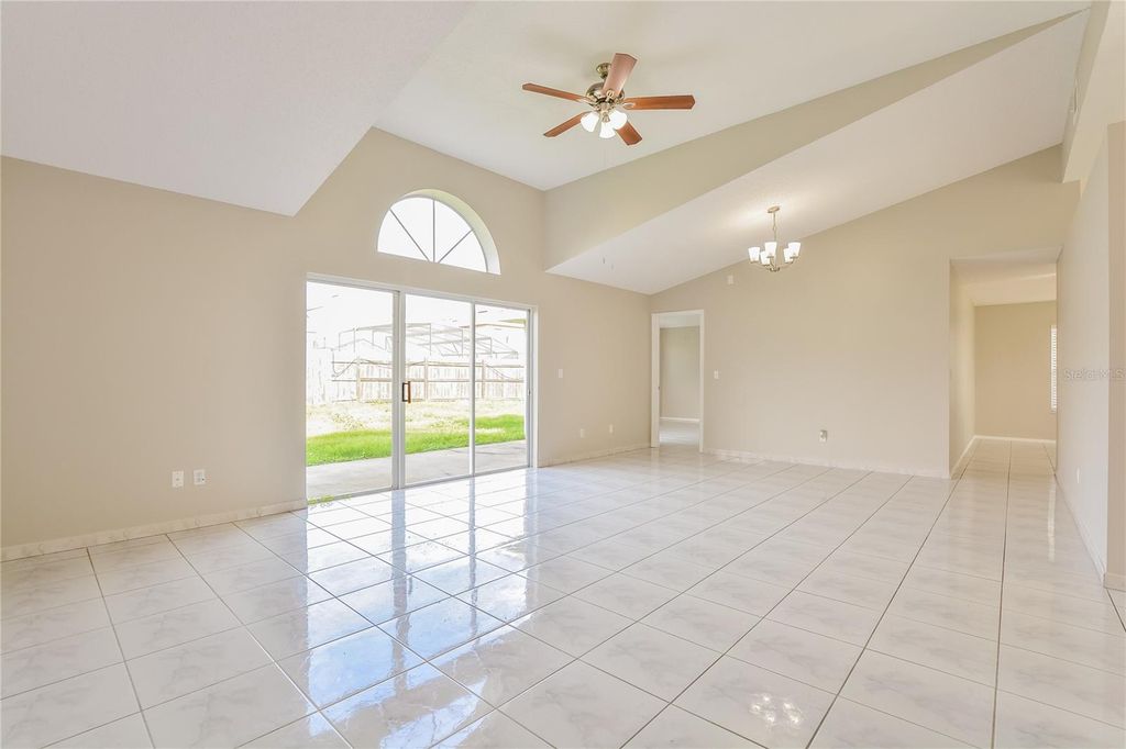 Image 2 of property listing at 1515 WOOD VIOLET DRIVE, Orlando, FL 32824