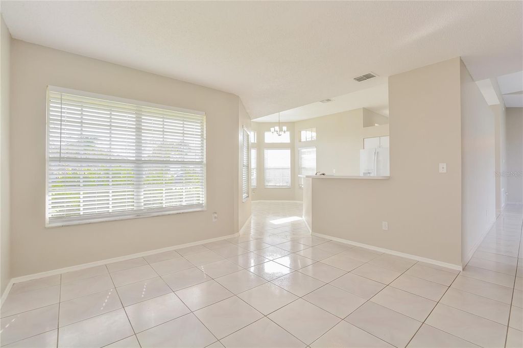 Image 6 of property listing at 1515 WOOD VIOLET DRIVE, Orlando, FL 32824
