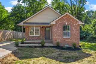 525 Glenn St, Clarksville, TN 37040