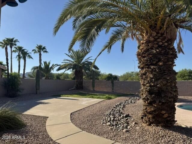 4622 E Desert Willow Road, Phoenix, AZ 85045