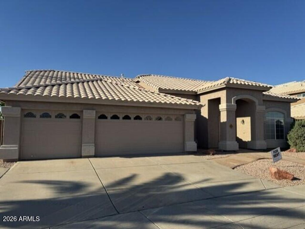 4622 E Desert Willow Road, Phoenix, AZ 85045