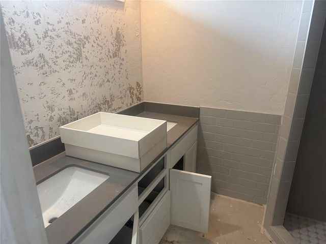 3005 Hickory Stick Road, Oklahoma City, OK 73120