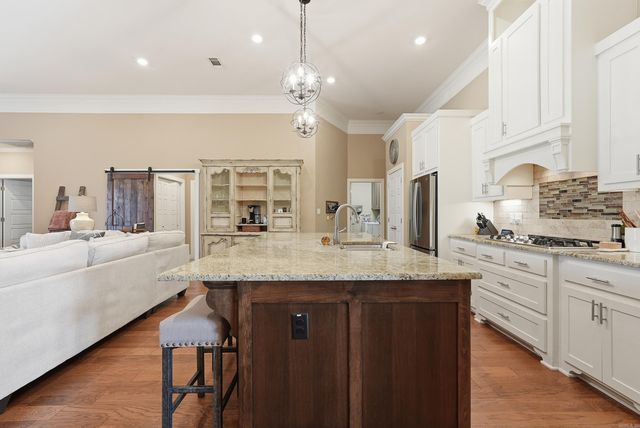 2406 Aberdeen Drive, Bryant, AR 72019