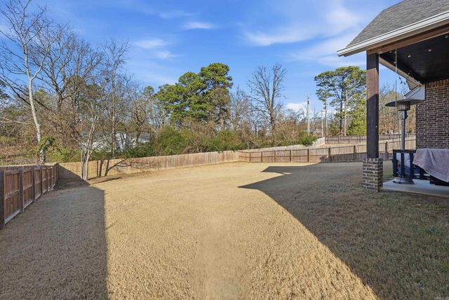 2406 Aberdeen Drive, Bryant, AR 72019