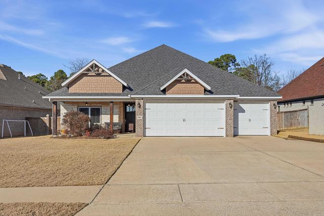 2406 Aberdeen Drive, Bryant, AR 72019