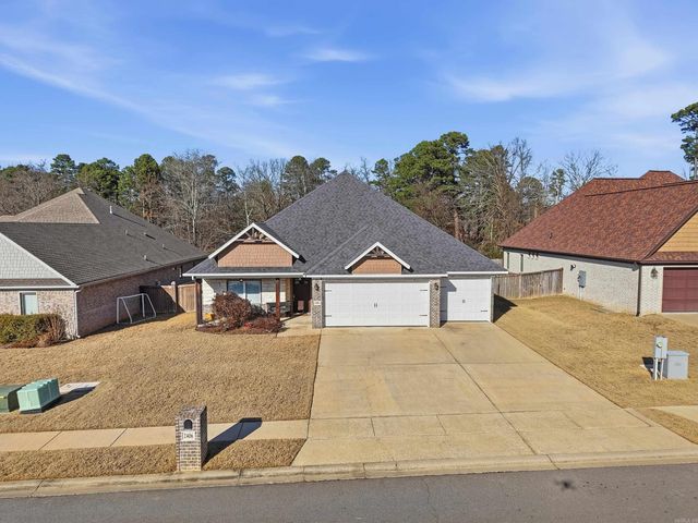 2406 Aberdeen Drive, Bryant, AR 72019