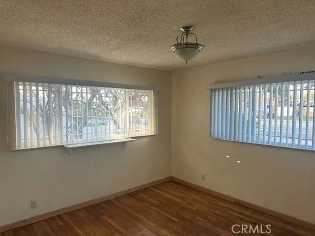 4984 E Belmont Avenue, Fresno, CA 93727