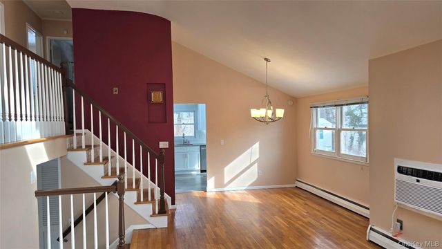 1 Elvira Court, Huntington, NY 11743