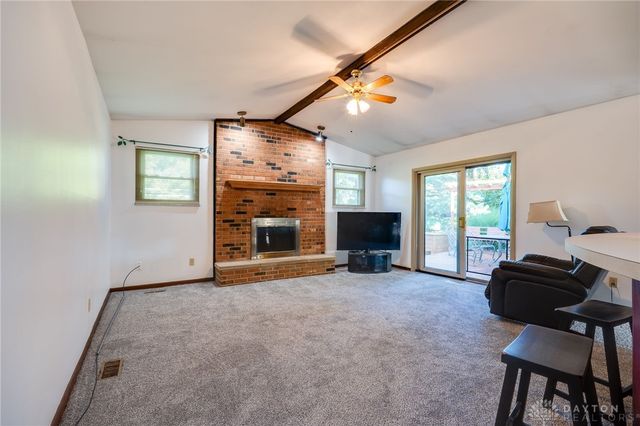 1325 De Quincy Drive, Beavercreek, OH 45434