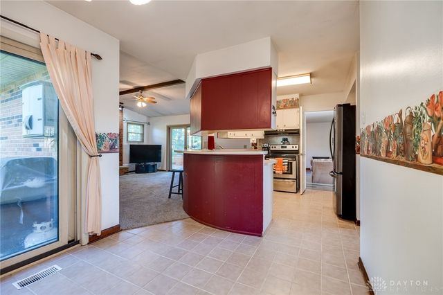 1325 De Quincy Drive, Beavercreek, OH 45434