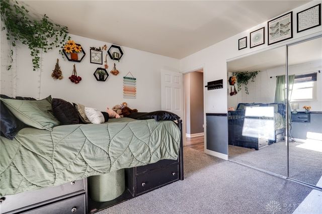 1325 De Quincy Drive, Beavercreek, OH 45434