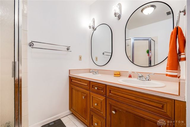 1325 De Quincy Drive, Beavercreek, OH 45434