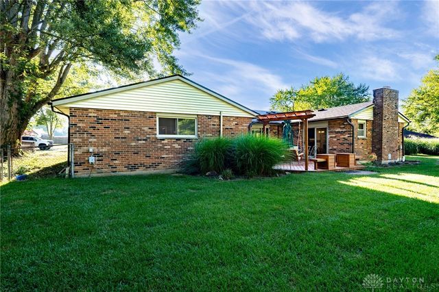 1325 De Quincy Drive, Beavercreek, OH 45434