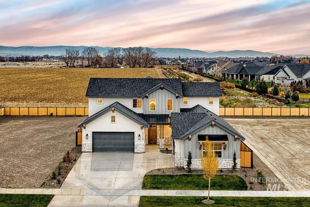 21726 Appaloosa Ave, Star, ID 83669