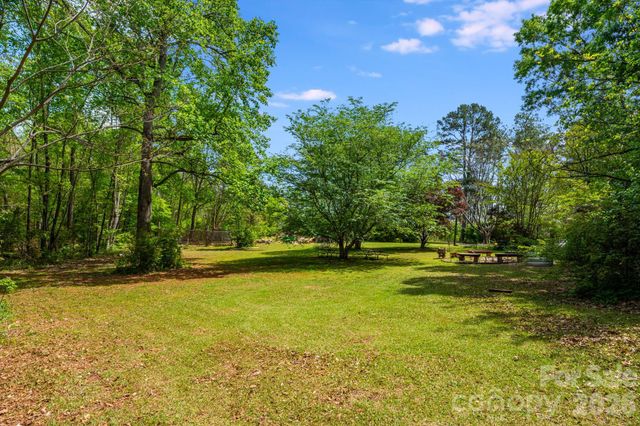 1737 Whitesides Road, Forest City, NC 28043