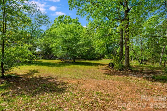 1737 Whitesides Road, Forest City, NC 28043
