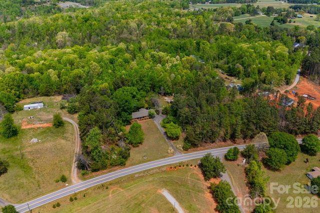 1737 Whitesides Road, Forest City, NC 28043