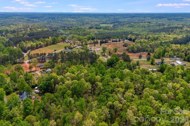 1737 Whitesides Road, Forest City, NC 28043
