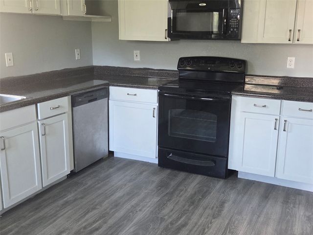 203 E Ann Street, Kaufman, TX 75142