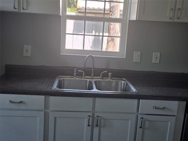 203 E Ann Street, Kaufman, TX 75142