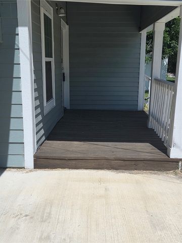 203 E Ann Street, Kaufman, TX 75142