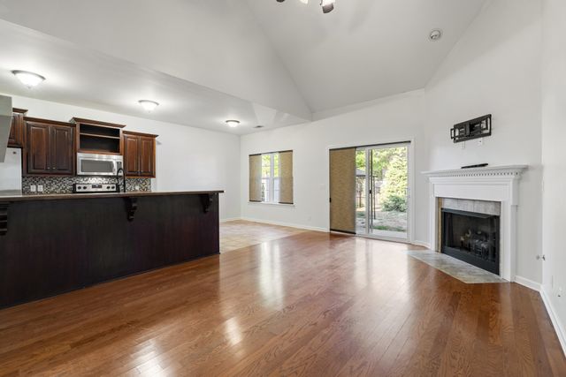 304 Indian Ridge Cir, White House, TN 37188